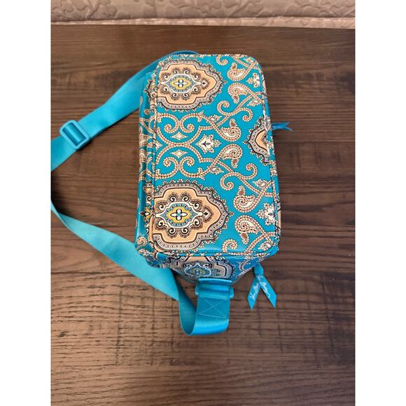 Vera Bradley Vinyl Cooler Insulated Lunch Bag - Picture 9 of 10